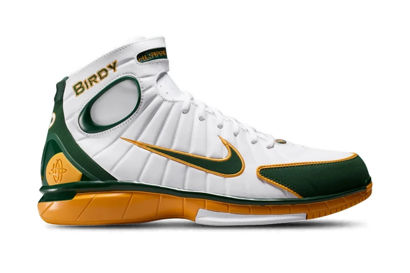 WNBAの伝説が再び！「Nike Air Zoom Huarache 2K4 "Sue Bird"」が遂に一般リリースへ