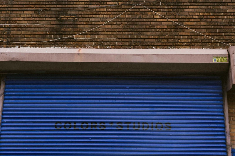 COLORSxSTUDIOがNYブルックリンに新拠点開設！音楽、アート、ファッションが交差するカルチャーの新聖地
