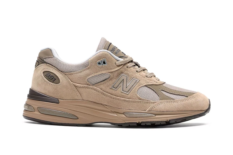 秋の足元を彩る深み。New Balance 991v2からシックな「Walnut/Shitake」が登場