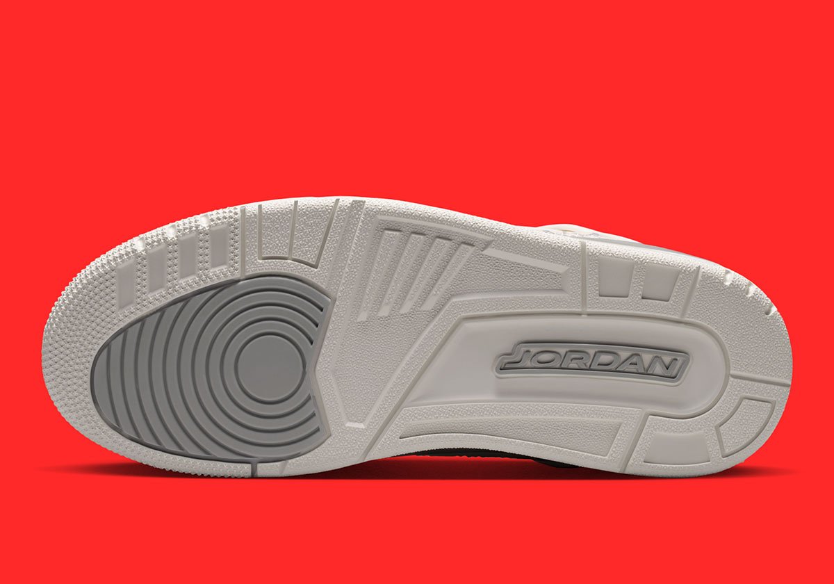 モノクロームのカラーブロッキングがジョーダン スパイジーク ロー “スワン” を特徴づける