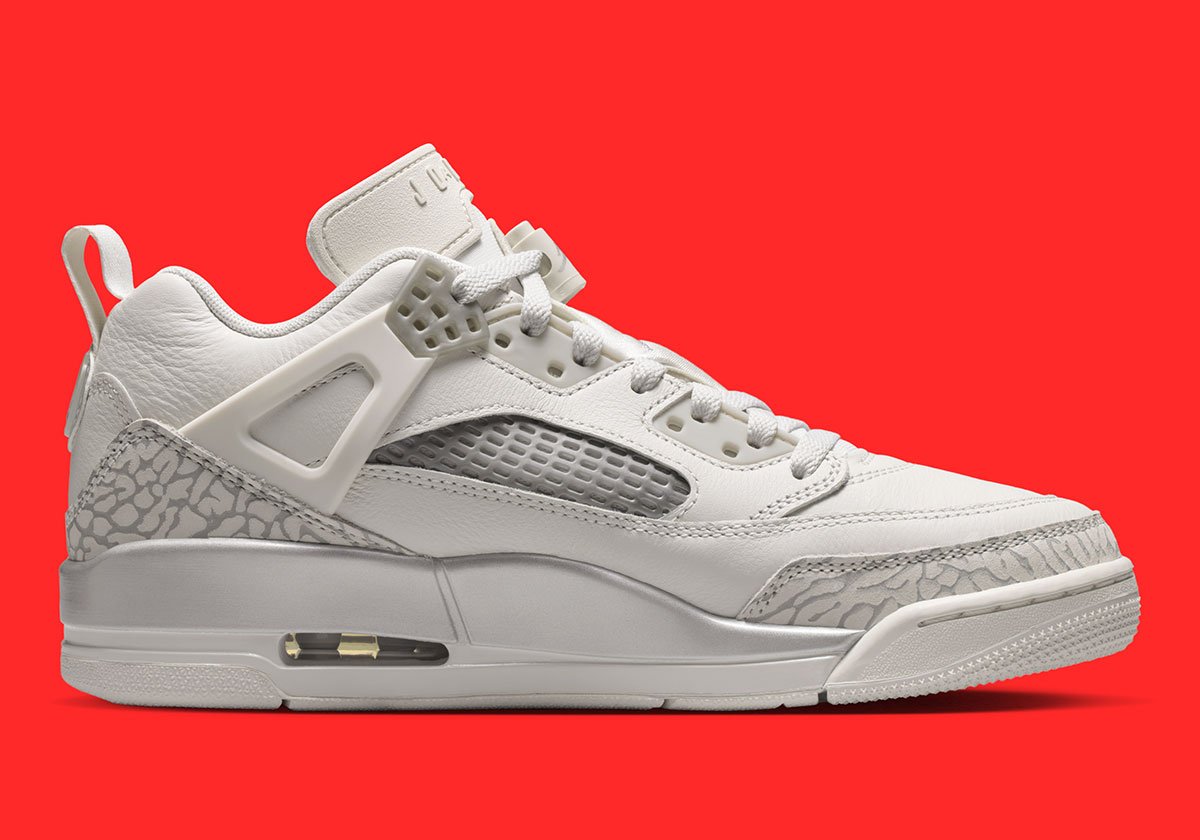 モノクロームのカラーブロッキングがジョーダン スパイジーク ロー “スワン” を特徴づける