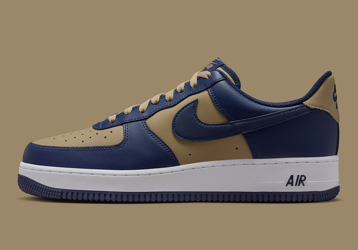ナイキ エア フォース 1 ローが「パラシュートベージュ」と「オブシディアン」をミックス