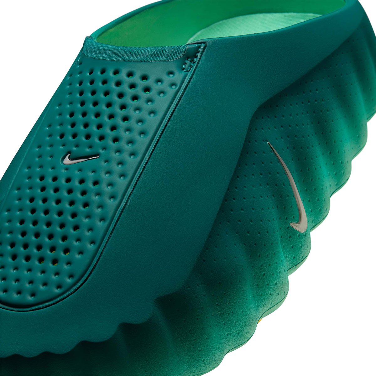 Nike Mind 001に新風！話題の快適ミュールに「Geode Teal」カラーが登場