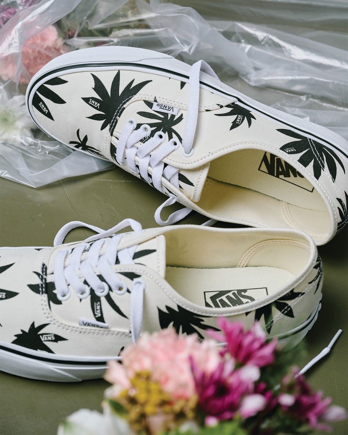 Vans、60周年を飾る春の主役は「Authentic」！歴史を刻むアイコンが多彩な表情で登場