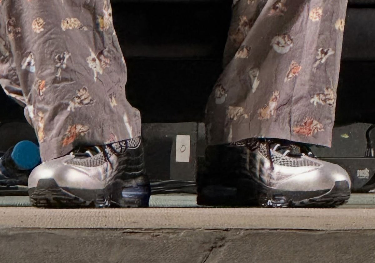 UKカルチャーの象徴が融合！Palace x Nike Air Max 95、遂にベールを脱ぐか？