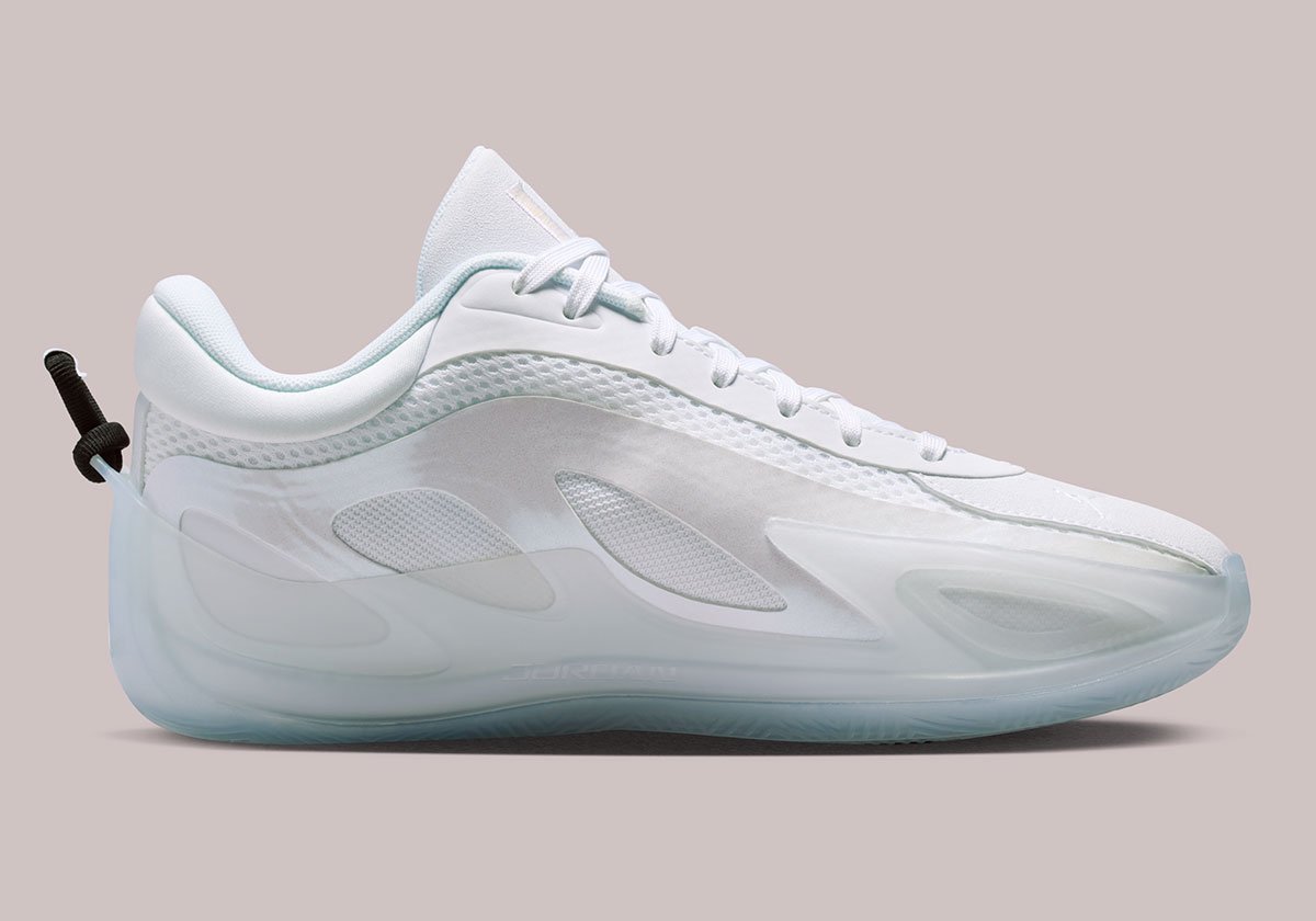 Jordan Heir Series 2に「ホワイト/アイスブルー」が降臨！WNBAを彩る新星のクリーンな魅力