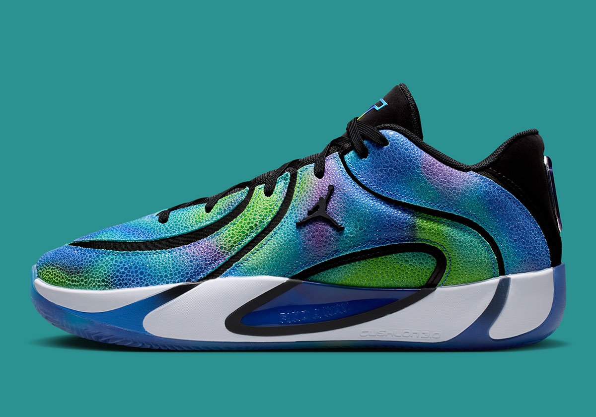 ジェイソン・テイタムの音楽愛が宿る一足！「Jordan Tatum 4 "Smooth Soul Volume 2"」が奏でるクールな旋律