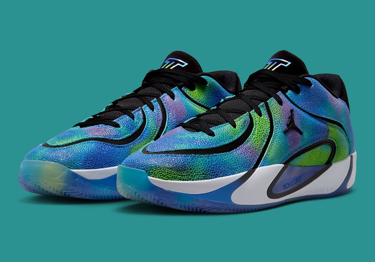 ジェイソン・テイタムの音楽愛が宿る一足！「Jordan Tatum 4 "Smooth Soul Volume 2"」が奏でるクールな旋律