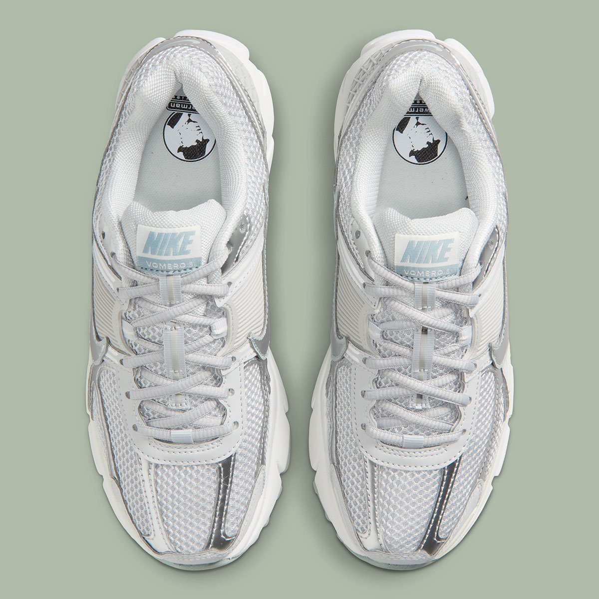 Nike Zoom Vomero 5が再び脚光！定番「Grey Fog」が新シーズンを告げる