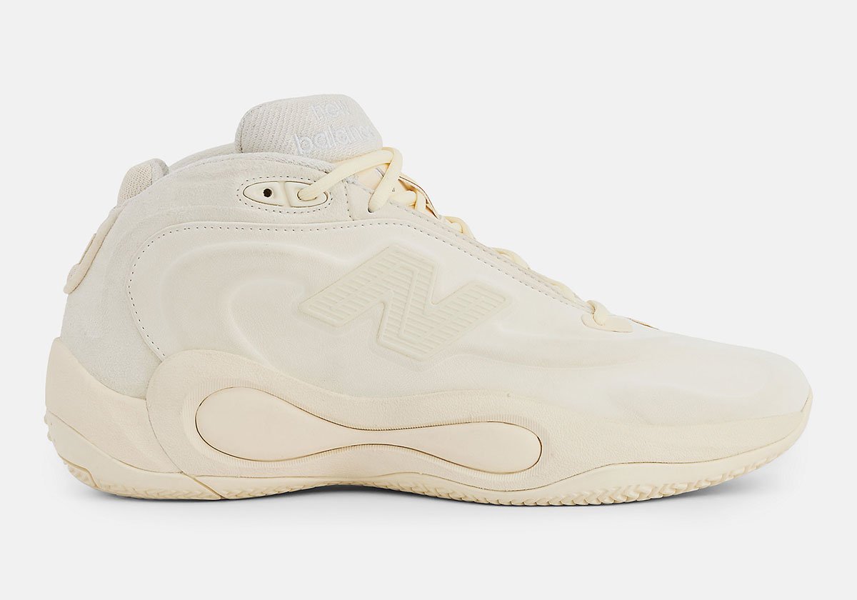 ニューバランス P400「Permafrost」が登場！90年代のノスタルジーを纏う新バッシュ