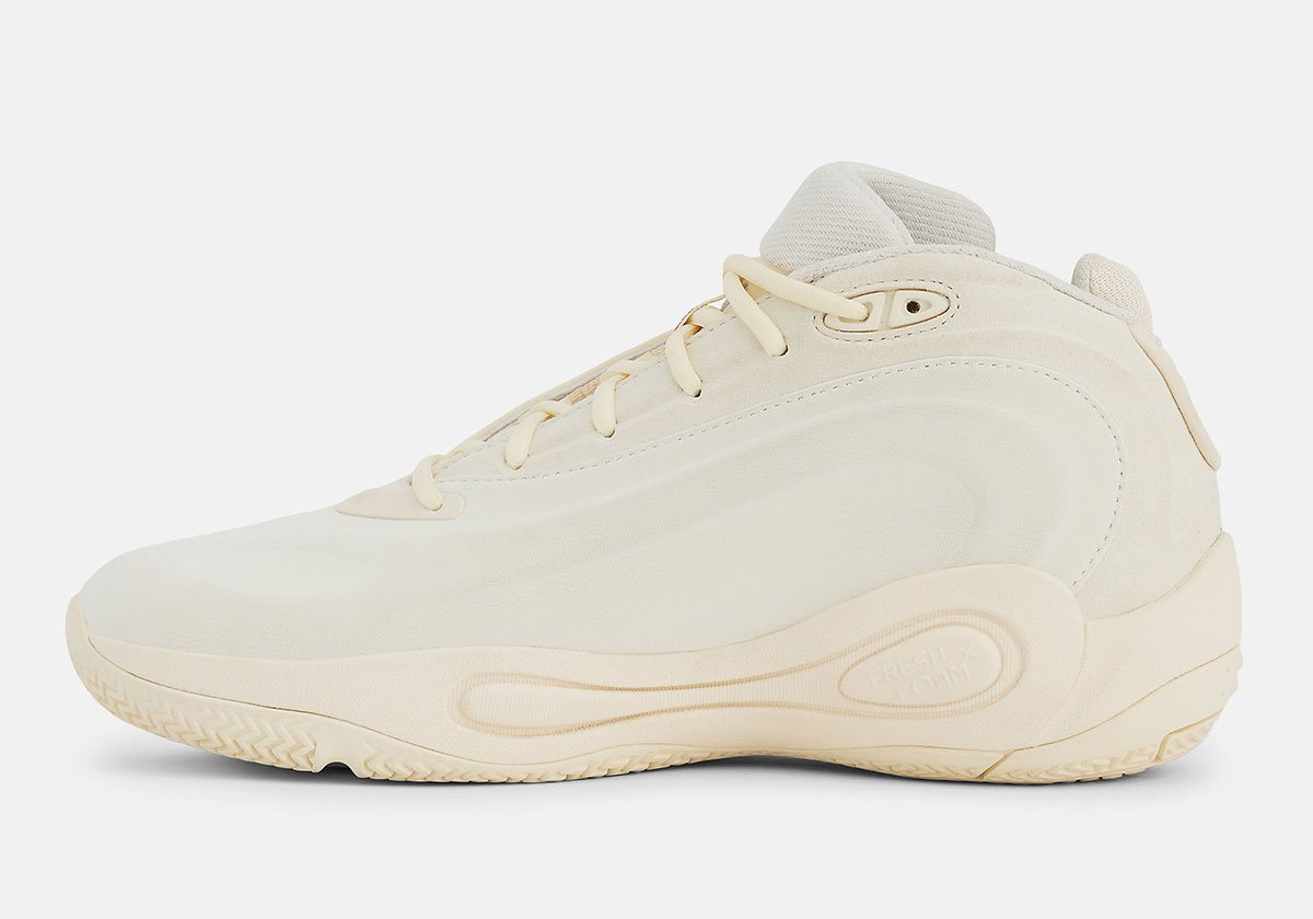 ニューバランス P400「Permafrost」が登場！90年代のノスタルジーを纏う新バッシュ