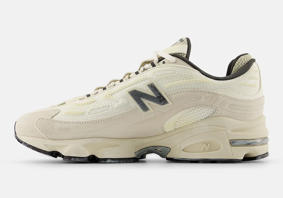 New Balance 1000Dにヴィンテージ感溢れる新色「Timberwolf」が登場！Nロゴのダメージ加工が魅力