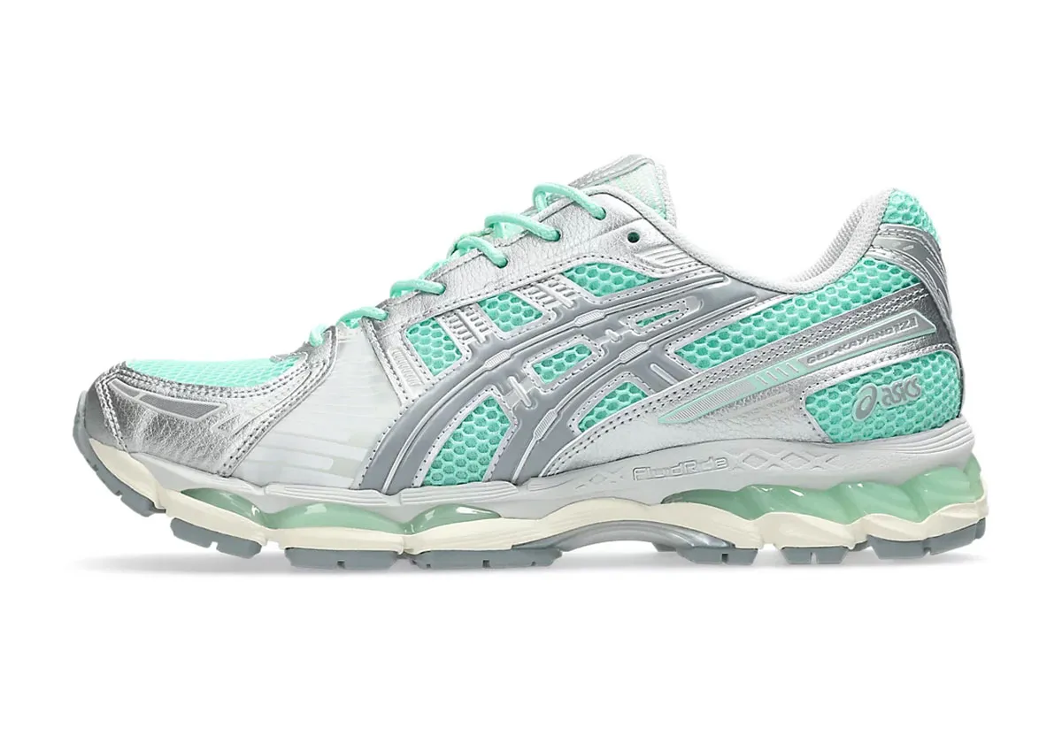 ASICS GEL-KAYANO 12.1 “アイスグリーン”が解き放つ、テックランナーの新たな魅力