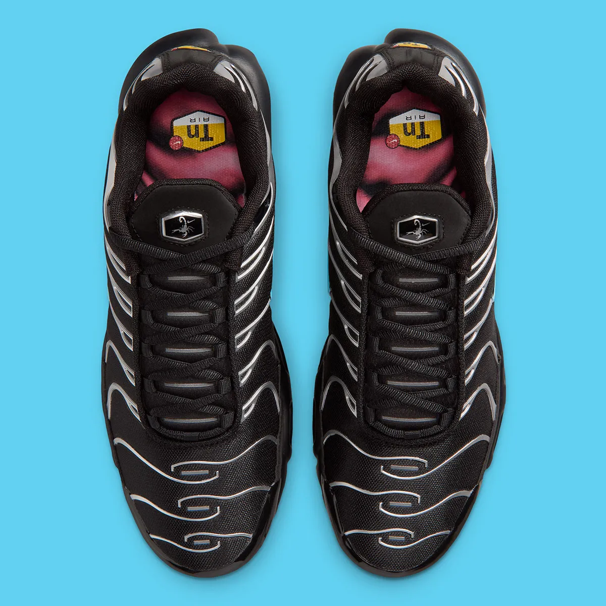 漆黒の毒針が輝く！Nike Air Max Plus「スコーピオン」新色が登場