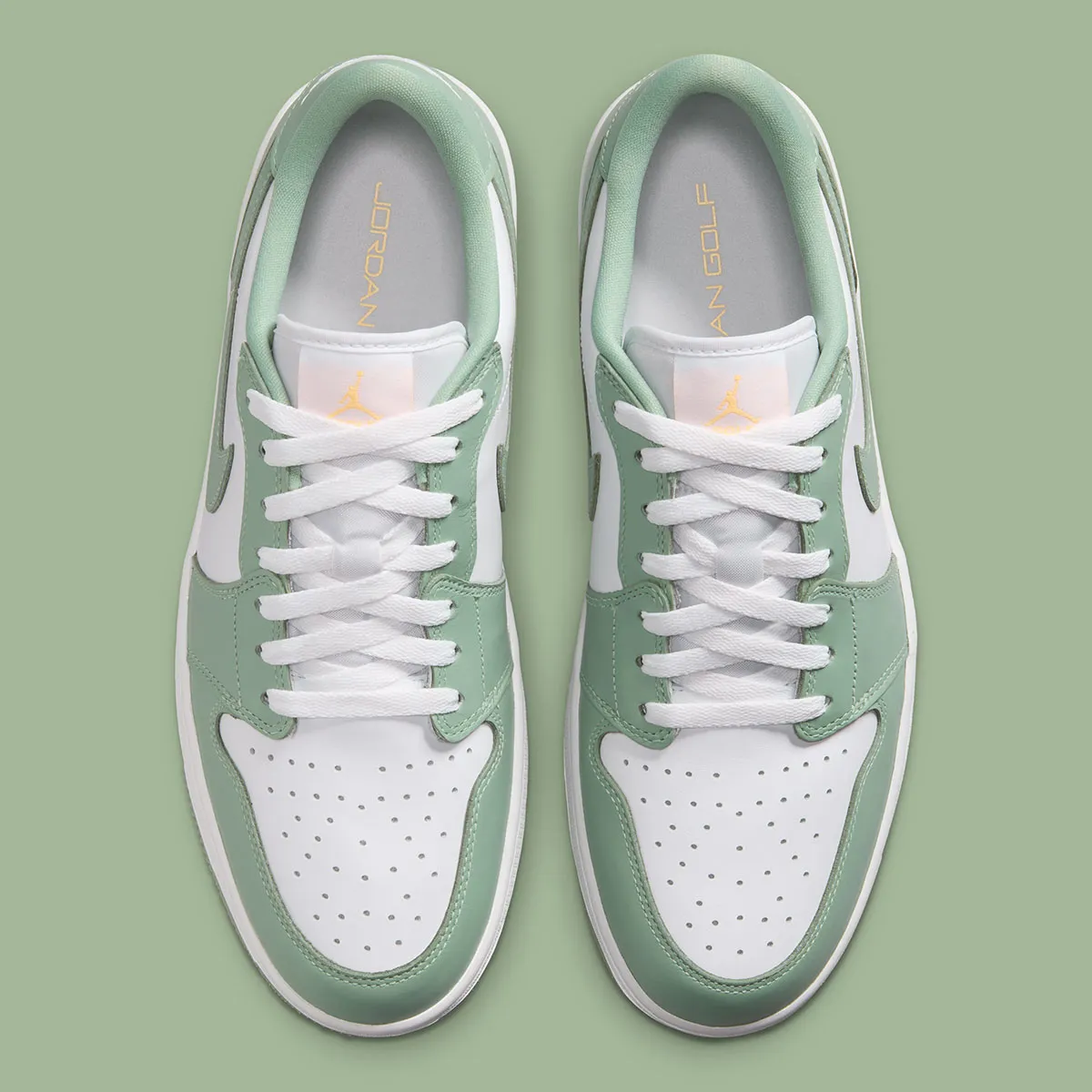 ストリートの王者がグリーンを制す！Air Jordan 1 Low Golf "Steam"でゴルフスタイルを格上げ