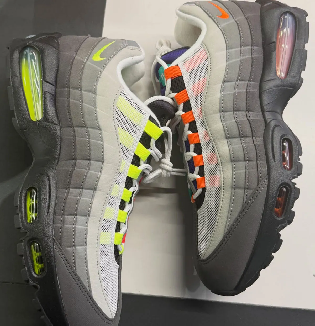 左右非対称の傑作「Air Max 95 “Greedy”」がビッグバブルで2026年秋に復刻!