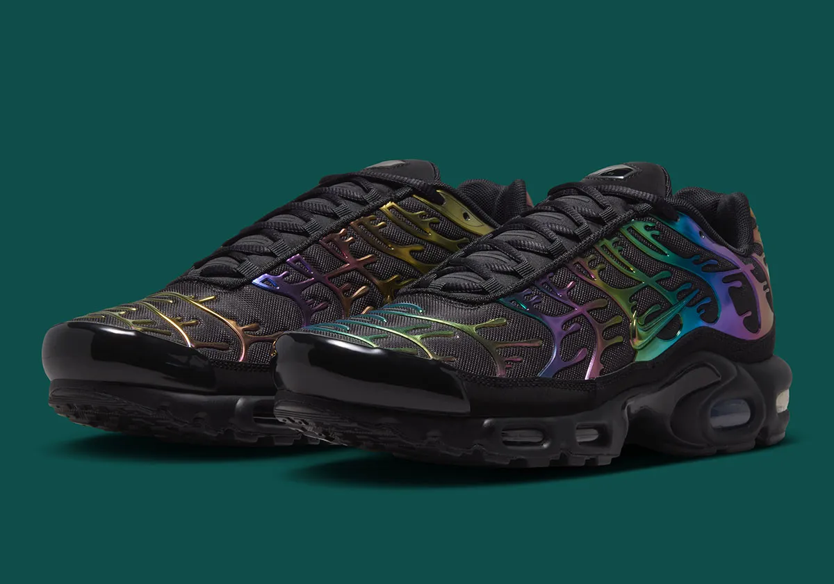流れる色彩の芸術!Nike Air Max Plus "Lava Lamp"が放つ魅惑の輝き
