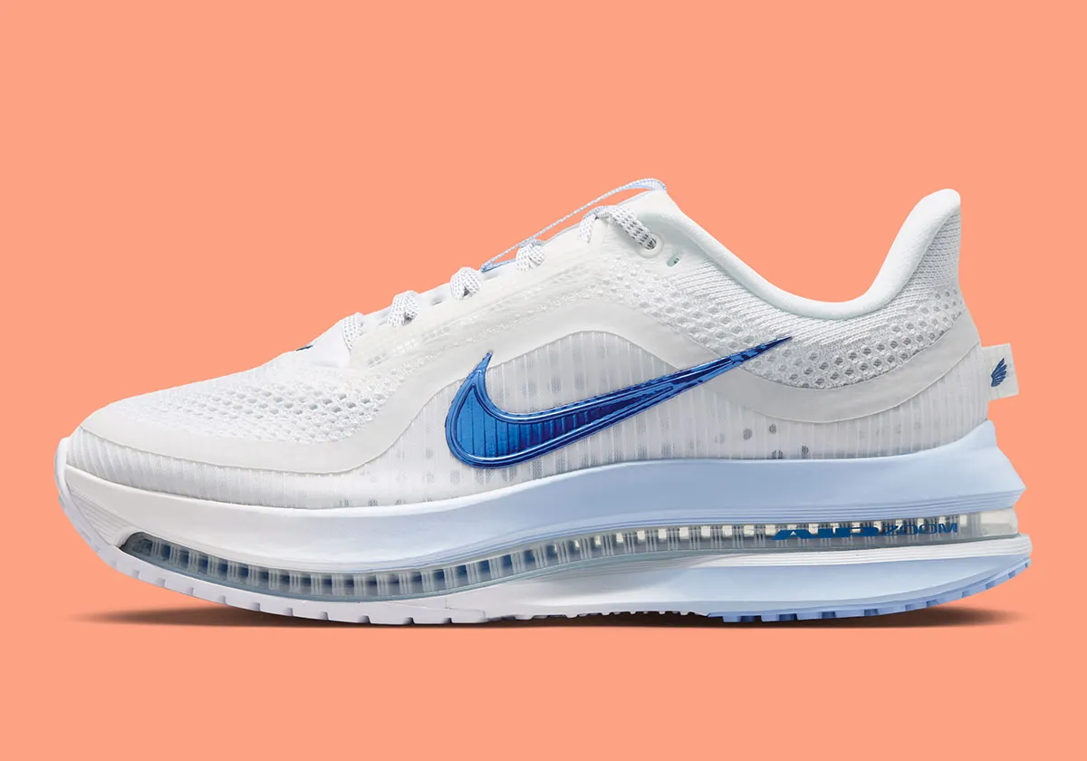走る楽しさを彩るグラデーション。Nike Pegasus Premiumの新作「ホワイト/アルミニウム」が登場