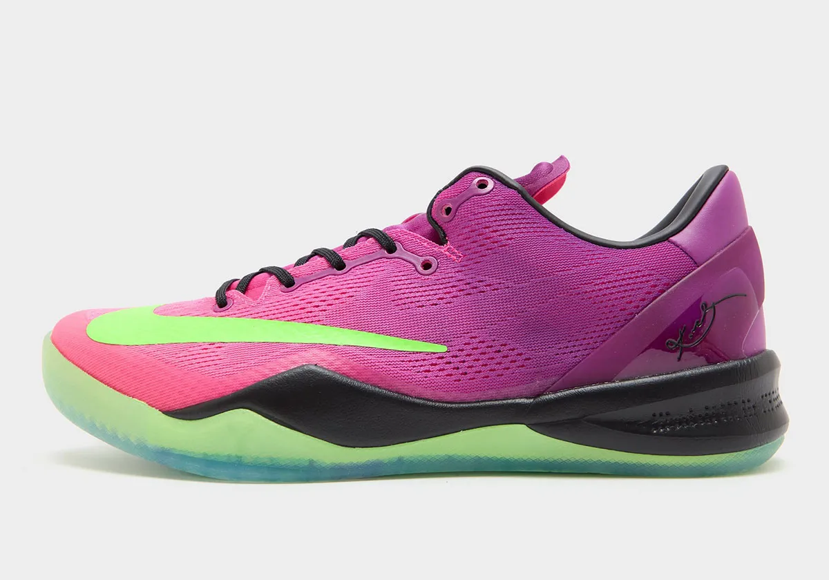 伝説の「マンバキュリアル」が復活！コービー・ブライアントの情熱を宿したKobe 8 Protroが登場