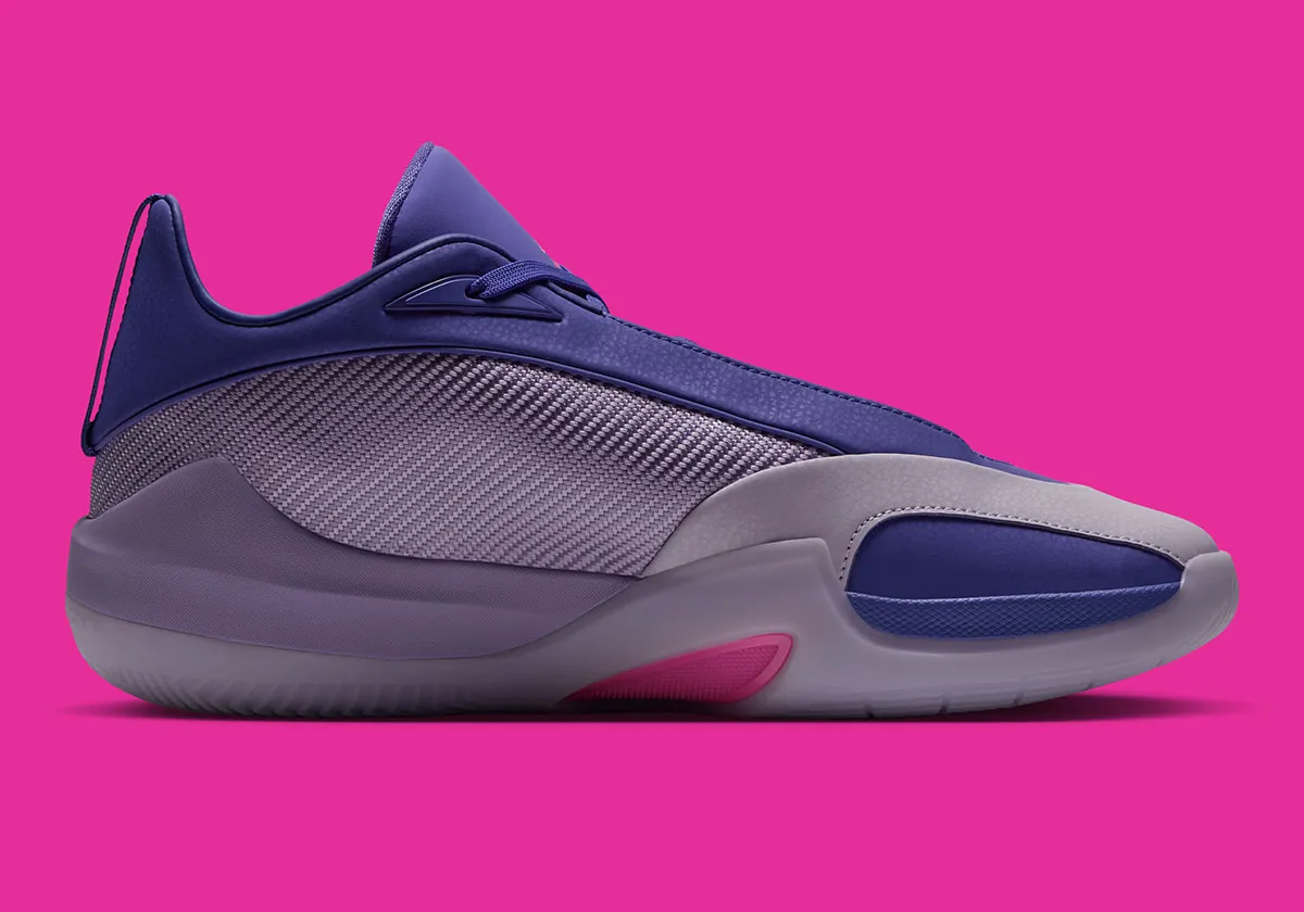 コートを彩る鮮烈なパープル!Jordan Triangleの新色「Bright Concord」が2026年秋冬に登場