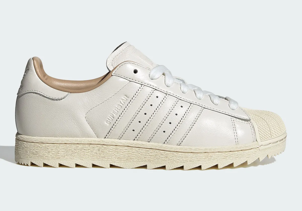 名作の進化形。adidas Superstarの象徴「リップルソール」を纏った新作が登場