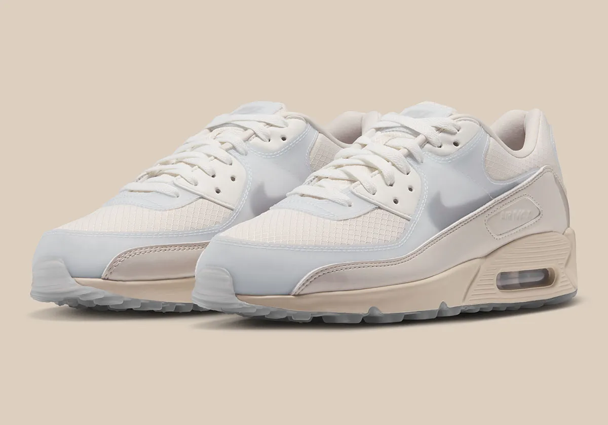 秋の足元を飾る洗練されたニュートラルカラー。新型Air Max 90が放つ特別な存在感