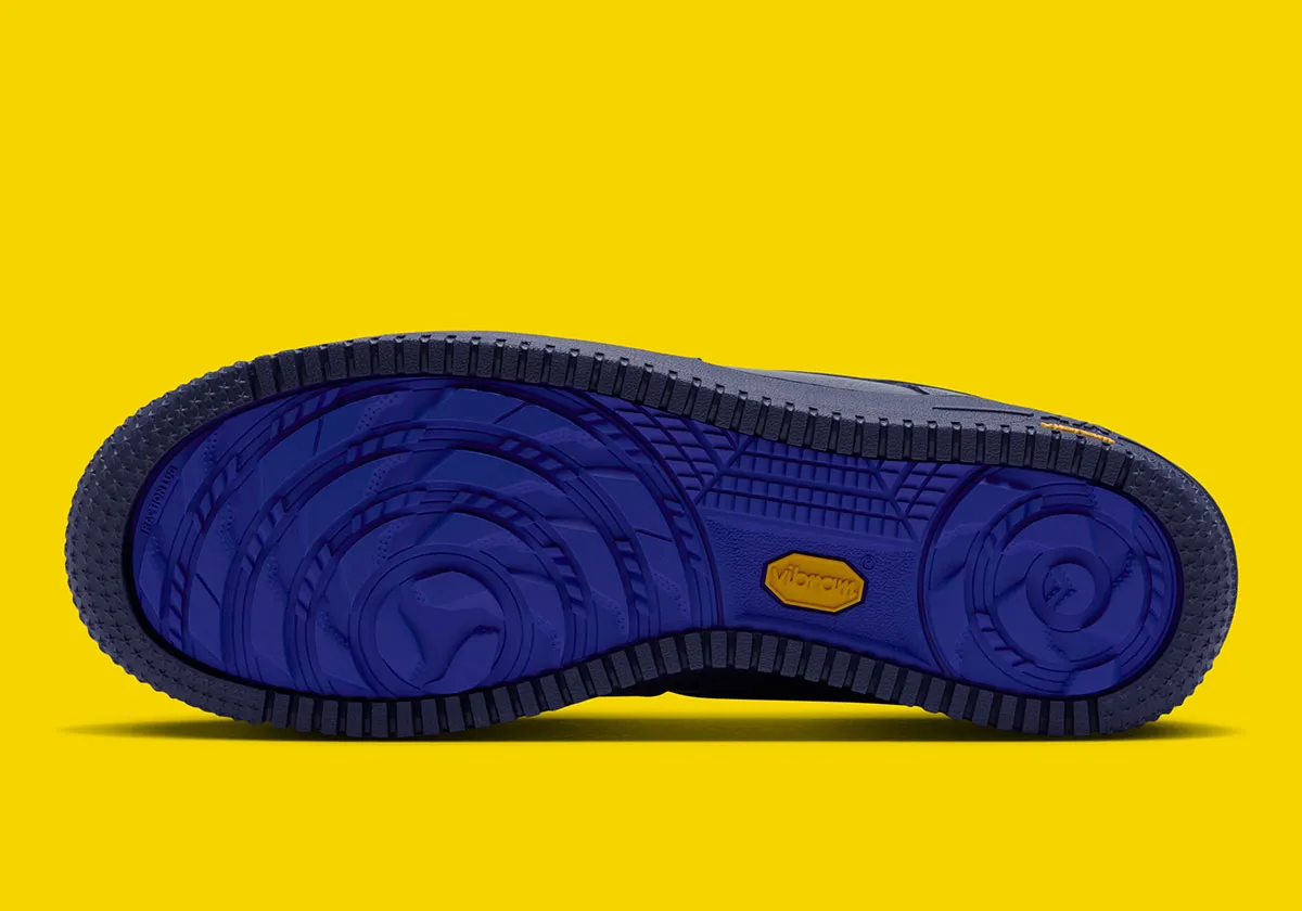 冬の相棒はこれで決まり。タフな進化を遂げた「エア フォース 1 GORE-TEX」に新色“サンダーブルー”が登場